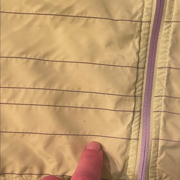 New Balance Reflective Lite Packable Jacket - Women's M - Picture 8 of 8